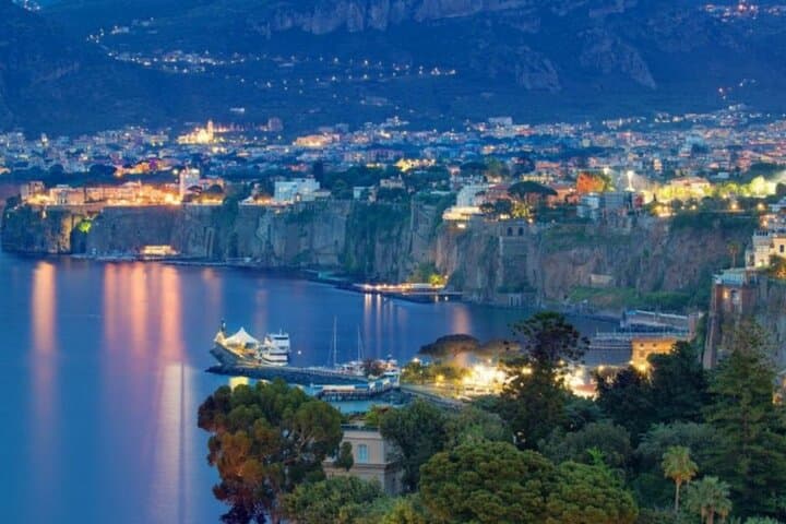 Private transfer from Naples to Sorrento and Vice Versa