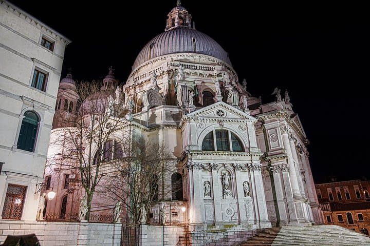 The Dark Side of Venice: Mysteries and Legends
