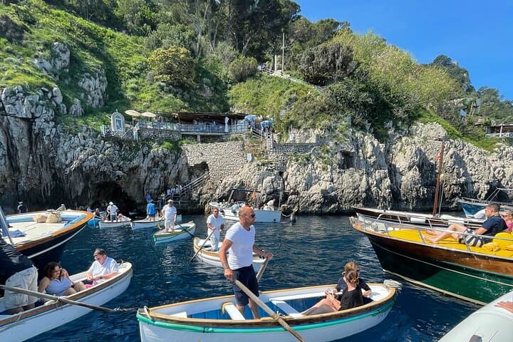 Blue Grotto and Capri Private Boat Tour with Aperitivo and Swim