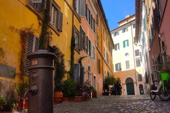 Rome: Rione Monti Food Tasting Tour