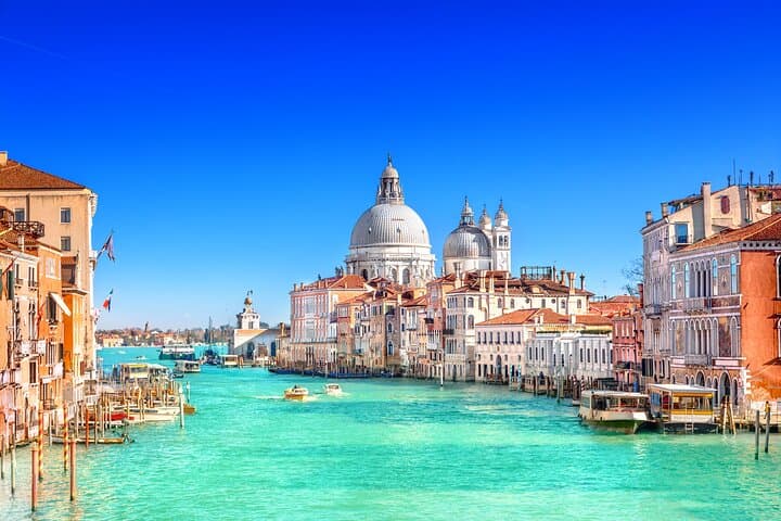 Private Art and Culture Tour in Dorsoduro and Academia Venice