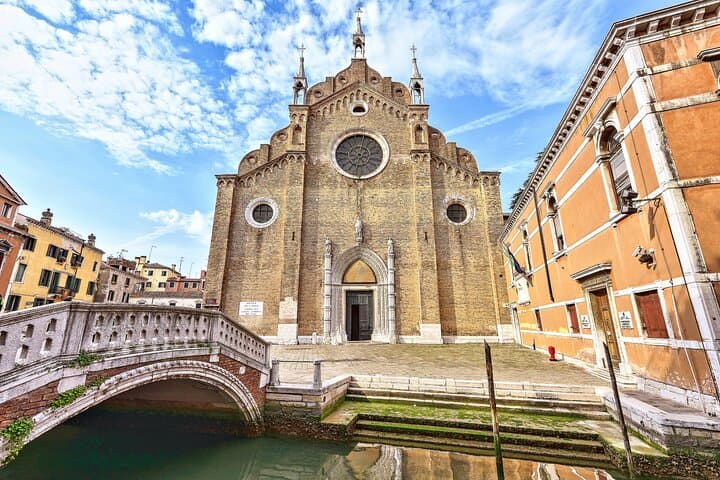 Private Art and Culture Tour in Dorsoduro and Academia Venice