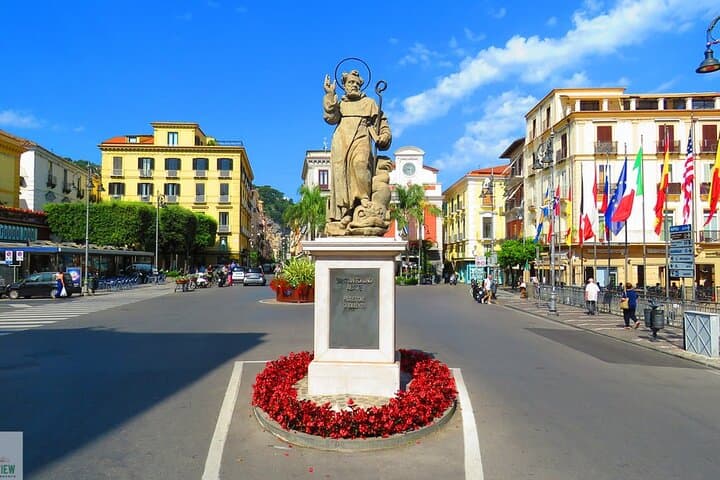 Half day Positano and Sorrento tour from Naples