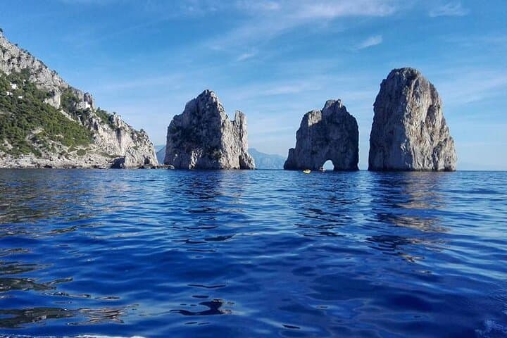 Capri Private Mini-Tour among the Wonders of the Island