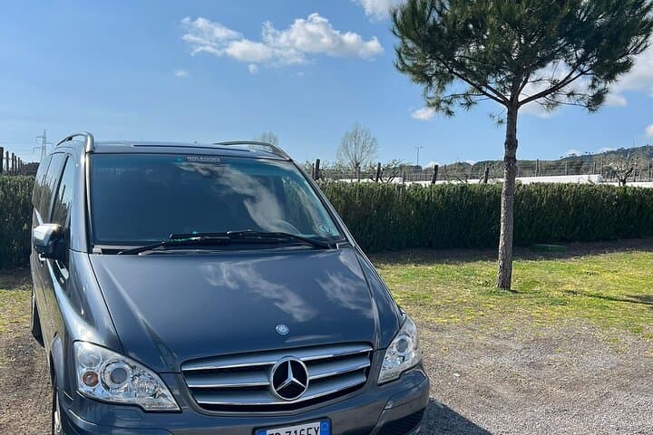 Private Transfer from Positano to Naples Airport