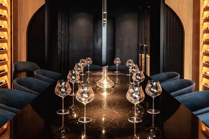 Small Group Positano Wine Tasting Experience with Food Pairing