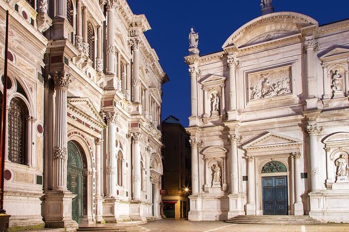 Private Audio Guided Walking Tour in Venice