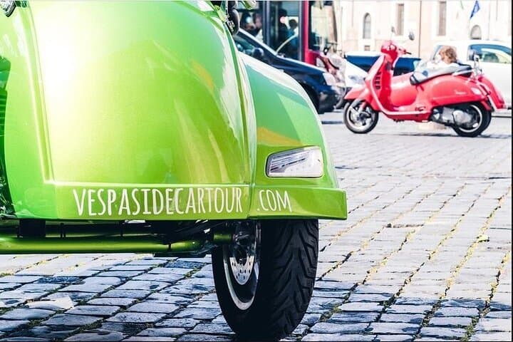 Rome 3-Hour Evening Vespa Sidecar Tour with Gourmet Pizza Tasting