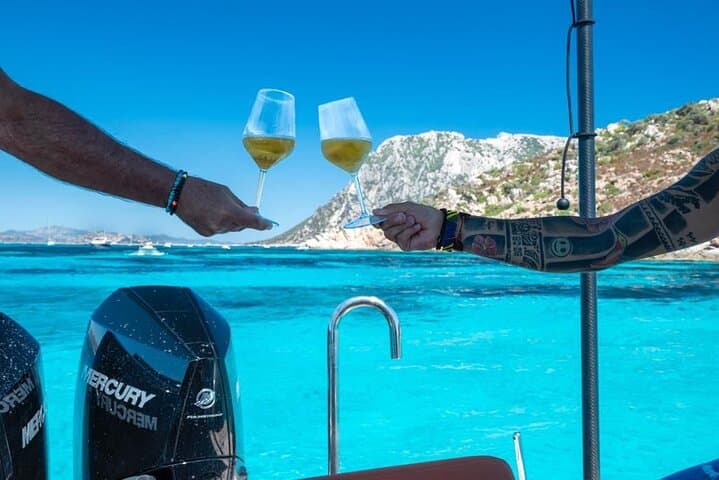 Olbia Tour and aperitif-lunch in Tavolara Molara Marine Park 8 hours