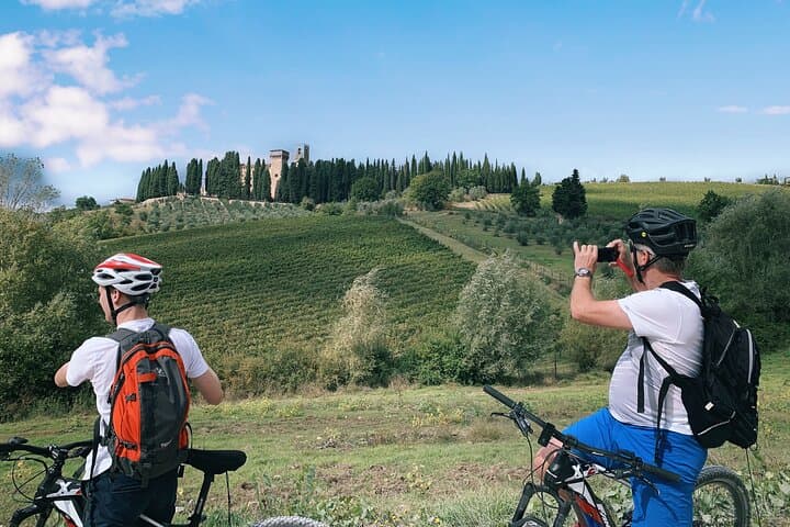 Discovering Chianti, e-bike tour - daily experience