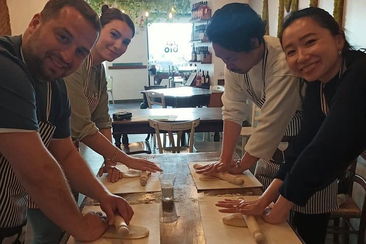 Rome Cooking Class: Make Pasta & Tiramisu near the Spanish Steps