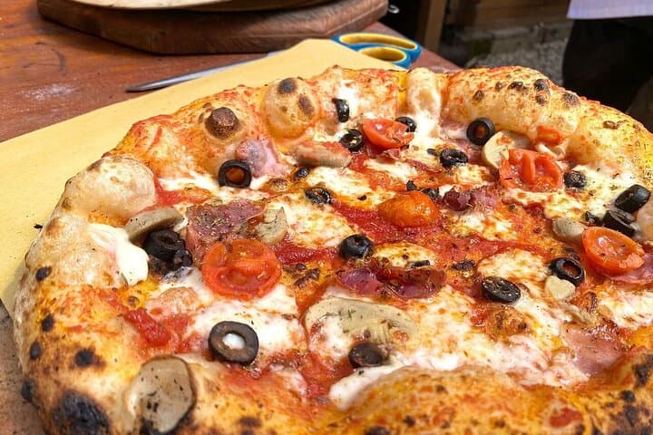 100% PIZZA NAPOLETANA