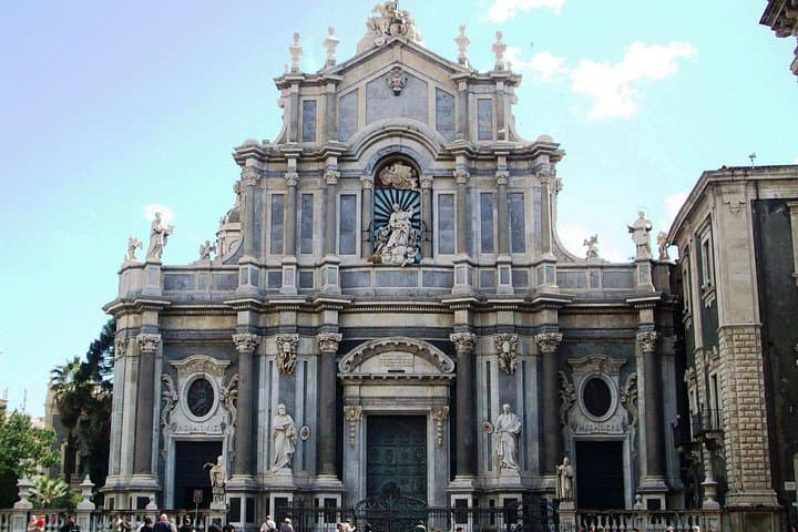 Catania : Private Custom Walking Tour With A Guide (Private Tour)