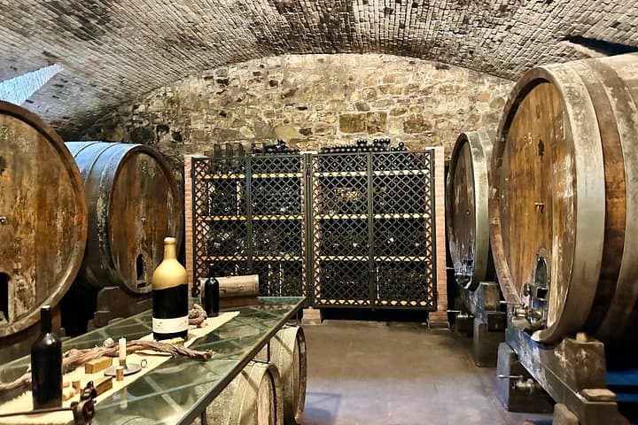 Private Camper Experience in the Florentine Hinterland