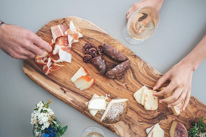 Visit to the Cellar with Wine & Food Tasting over the Val d'Orcia