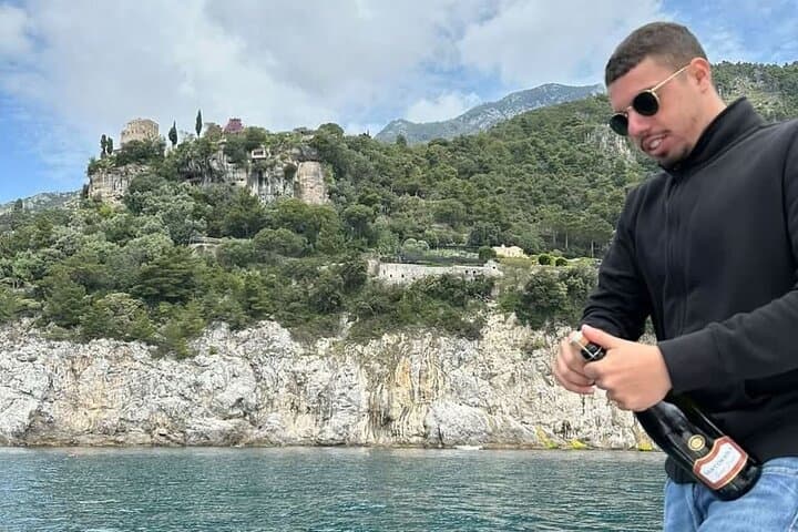 Boat tour of the Amalfi Coast with Aperitif