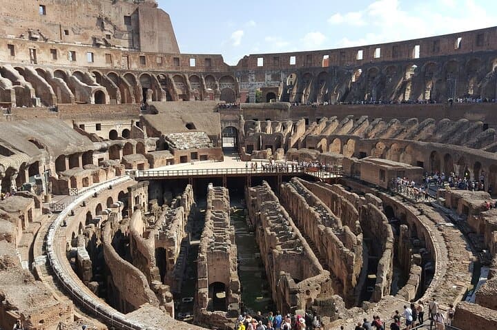 Colosseum Guided Group Tour with Ancient Rome Entry