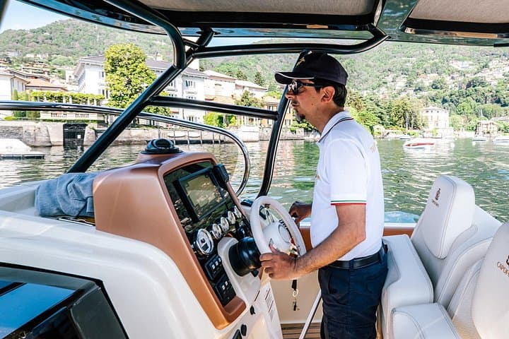 4H Private Cruise Bellagio Varenna Tender Yacht Invictus 6 Pax