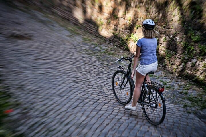 Tour on the Appian Way
