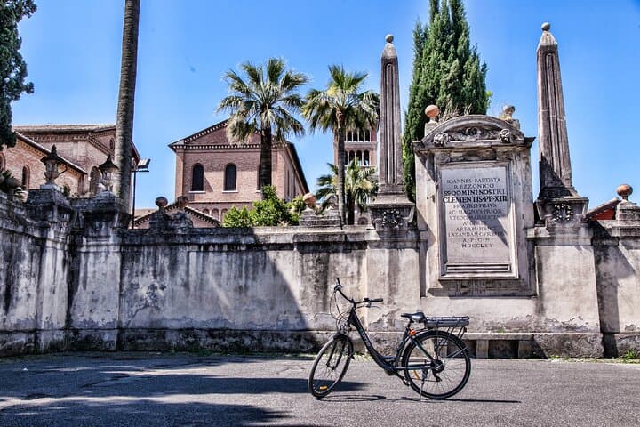 Electric bike tour in Rome