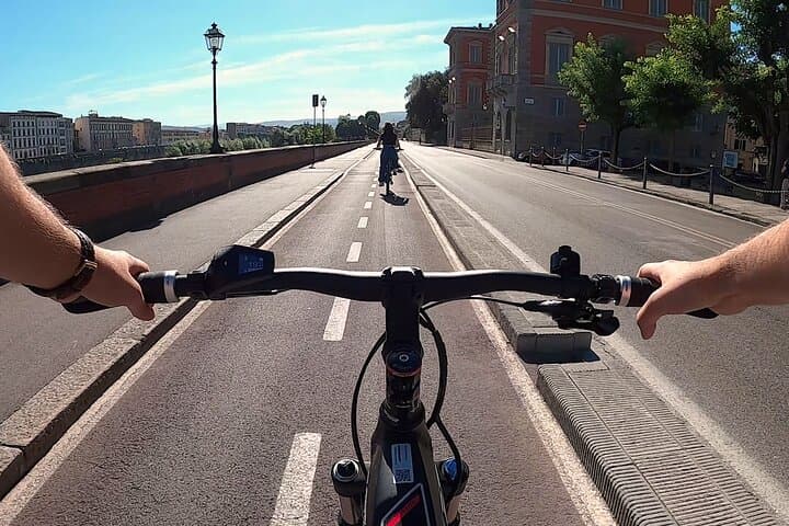 Explore Florence by E-Bike Tour with Gelato & Optional Lunch