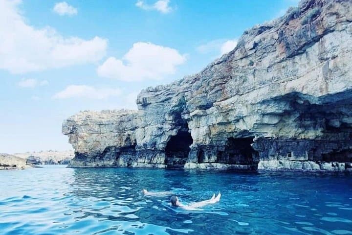 Private tour in Polignano to discover the caves with aperitif