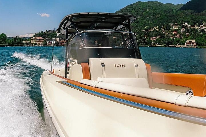 3H Guided Cruise Stop Bellagio Tender yacht Invictus 9 Pax