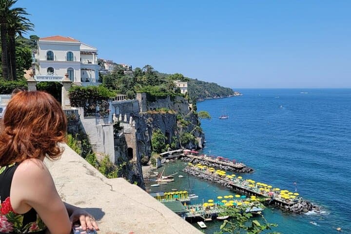From Rome: Pompeii, Amalfi & Your Choice of Positano or Sorrento