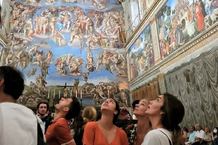 Rome: Colosseum, Vatican Museums, Sistine Chapel & Walking Tour