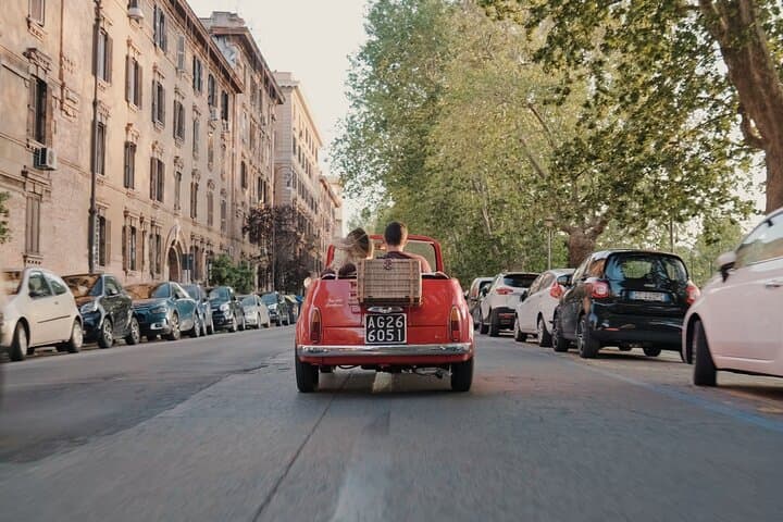 Vintage Fiat 500 Cabriolet: Rome's Highlight Semi Private Tour