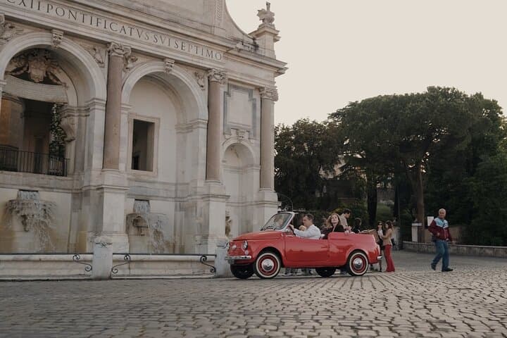 Vintage Fiat 500 Cabriolet: Rome's Highlight Semi Private Tour