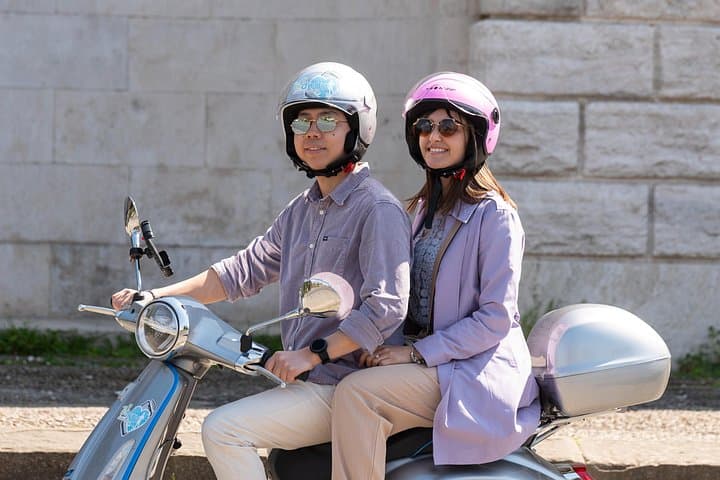 Tour of Florence on a Vespa