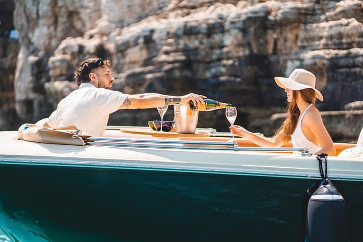 Polignano a Mare: Private Boat Tour with Champagne - 2 hours