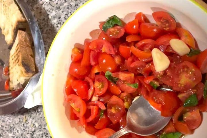 Private Home Cooking Class with Paola in Rome