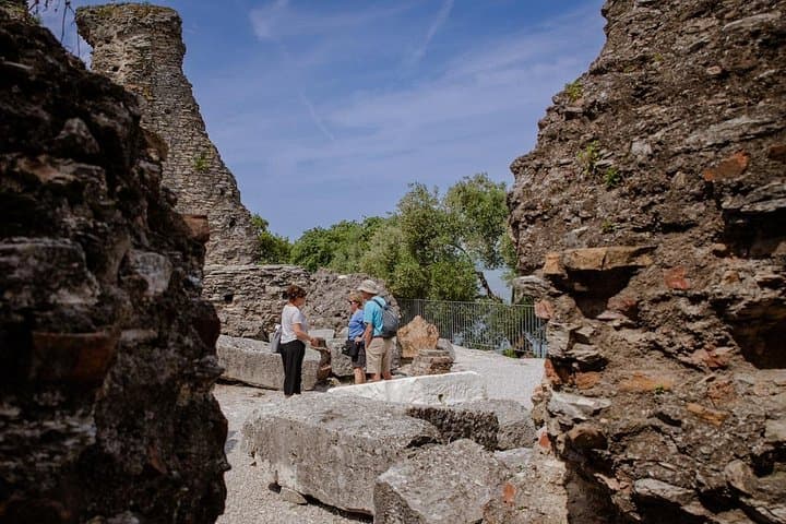 Grotte di Catullo Archeological Tour in Sirmione