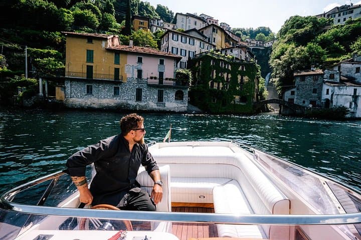 4 Hours Private Cruise on Lake Como by Motorboat