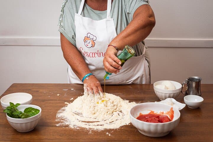 Naples: Pizza Making Class in a Local Home by Cesarine