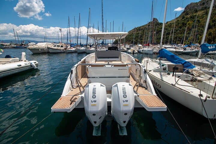 Cagliari 3 Hours Luxury Motorboat Tour - Wine and Snorkeling