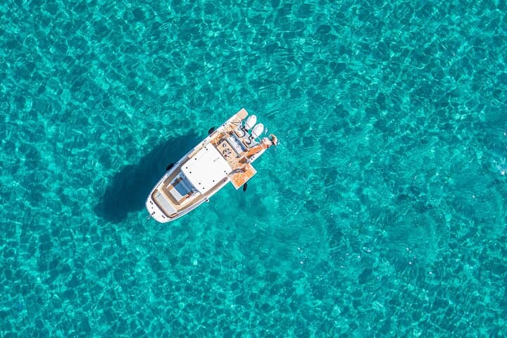 Cagliari 3 Hours Luxury Motorboat Tour - Wine and Snorkeling