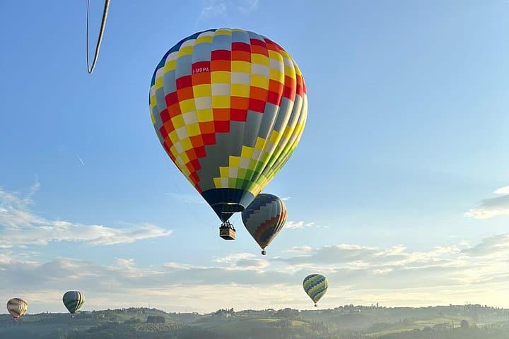 Private Tour: Tuscany Hot Air Balloon Flight from Firenze
