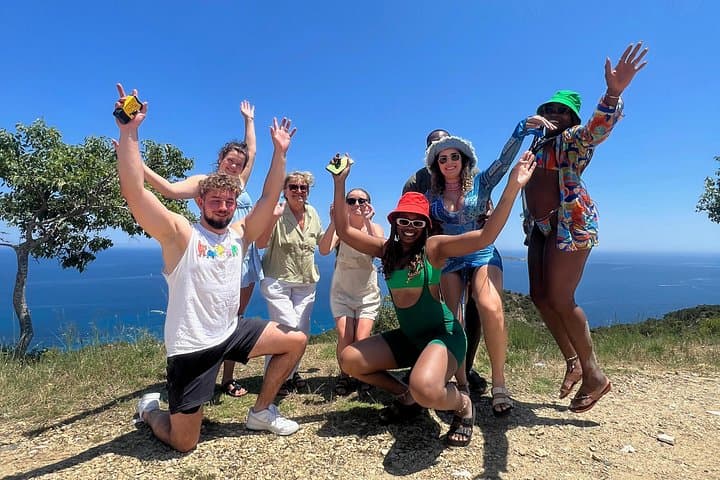 Fantastic people on beach tour