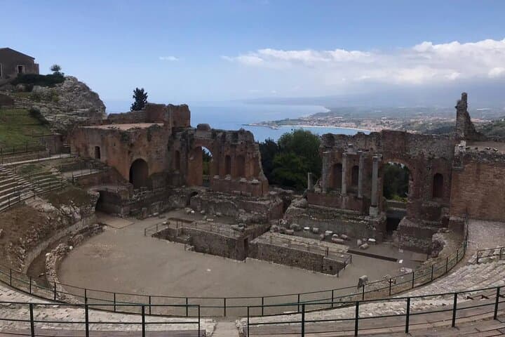 Tour From Catania to Taormina and Boat Tour Isola Bella