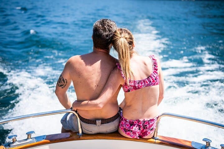 3H Private Cruise on a beautiful wooden speedboat on Lake Como