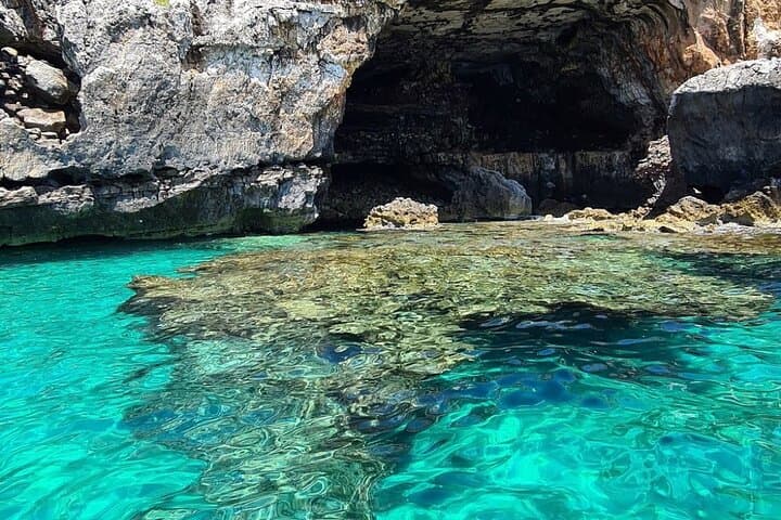 3 Hour Group Tour by Boat to the Caves of Santa Maria di Leuca
