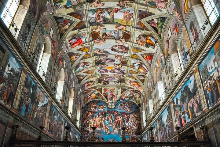 Skip-the-line Castel Sant'Angelo and Vatican Private Tour