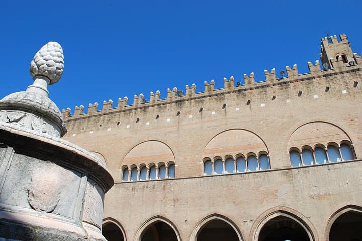 Semi-private Rimini Tour of City Highlights with Top-Rated Guide