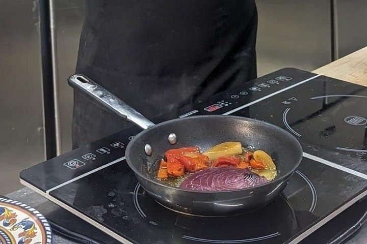 Visit of the Ortigia market and cooking class of typical dishes