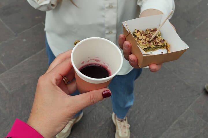 1 Hour Tour : Street Food - the best of Parma