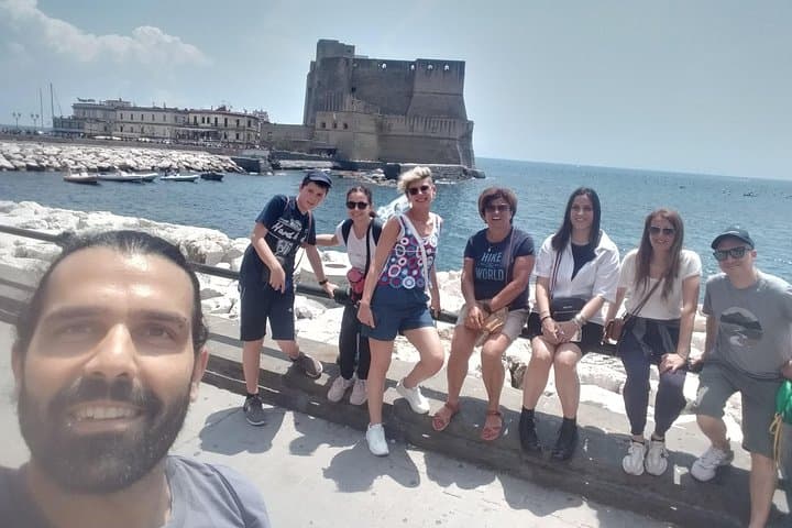 Via Partenope, Lungomare Caracciolo, Castel dell'Ovo