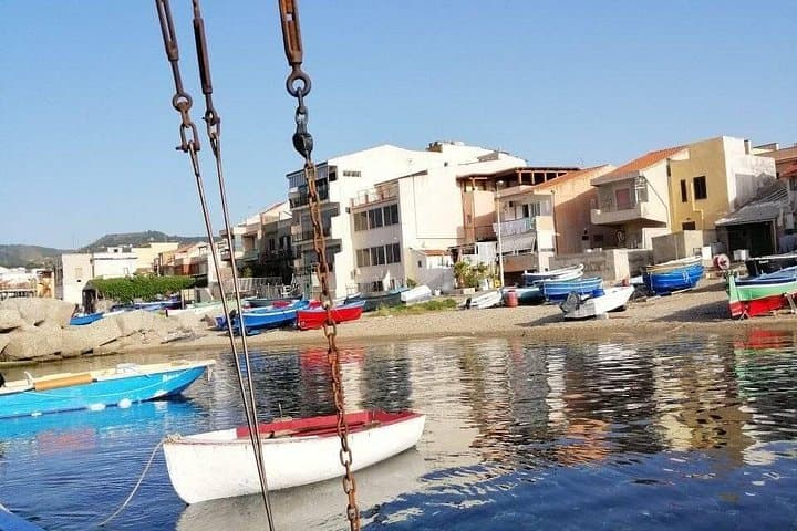 3 Hour Boat Tour in Messina